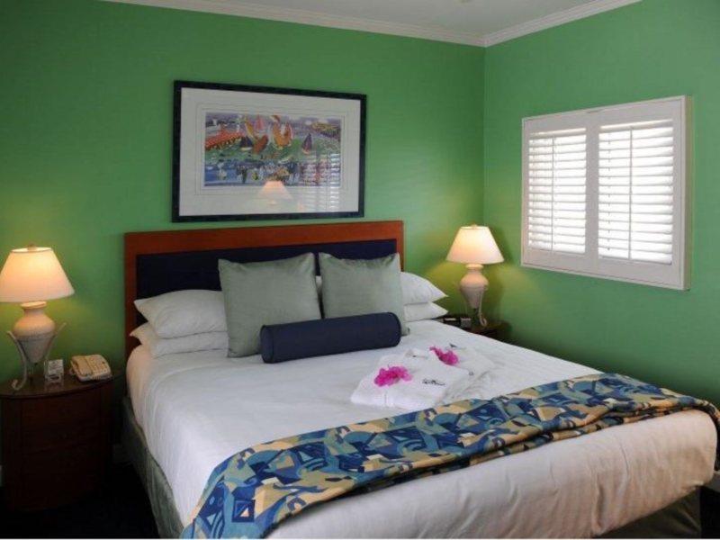 Grand Cayman Beach Suites Seven Mile Beach Eksteriør billede